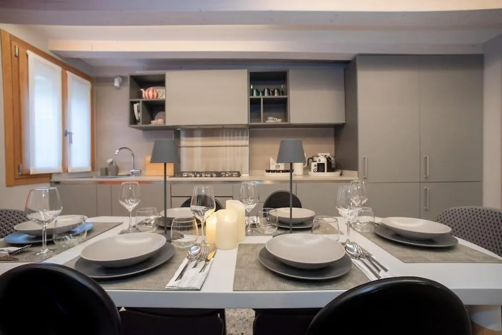 Casa Del Carro 2 Grand Terrace Apartment Venetië